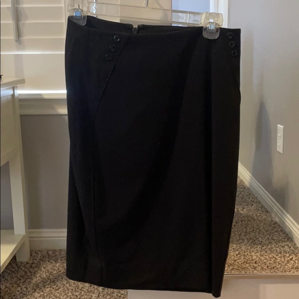 White House Black Market sz 2 business skirt